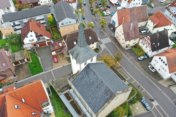 Inspektions-Kurs zur Analyse mit der Drohne von Fassaden und Dächdern, Gebäude- und Analgeninspektion